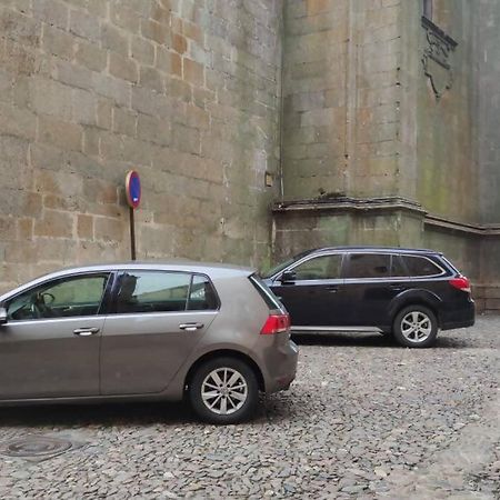 Casa Aguila Casco Antiguo Patio Privado Leilighet Caces Eksteriør bilde